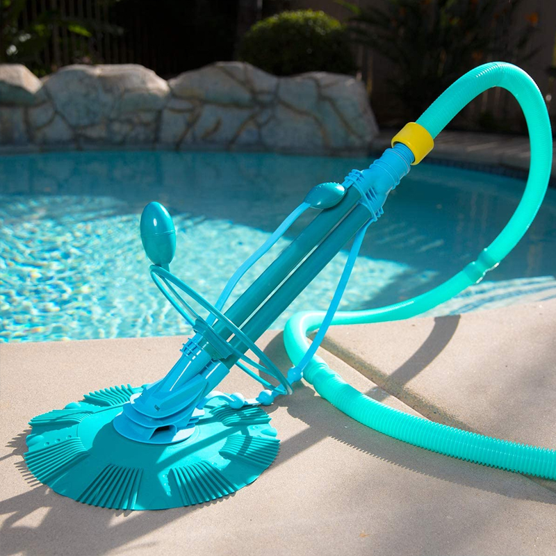 Swimming pool vacuum automatic cleaner